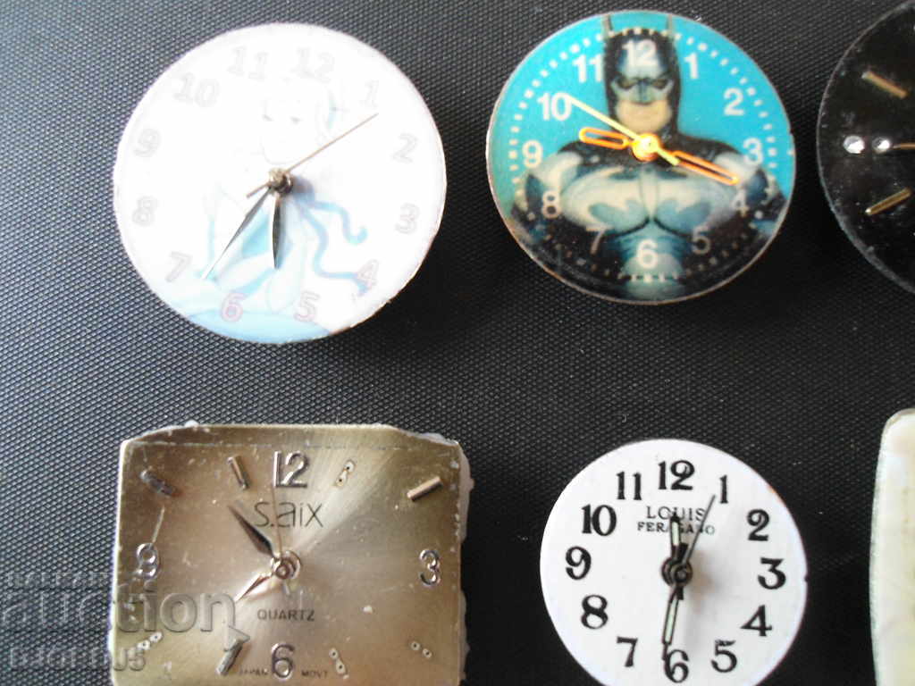 Πολλές μηχανές ρολογιού χαλαζία με τιμή 5.00 BGN | € 2.56 Πολλές μηχανές ρολογιού χαλαζία με τιμή 5.00 BGN | € 2.56