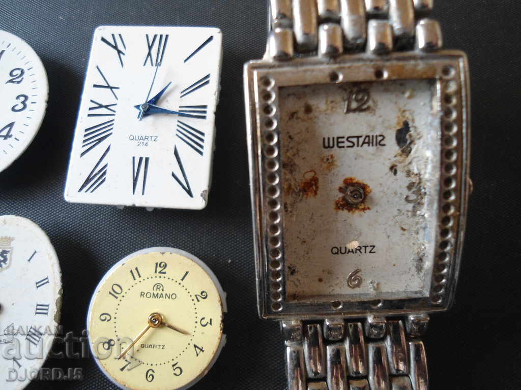 Παράδοση Πολλές μηχανές ρολογιού χαλαζία Παράδοση Πολλές μηχανές ρολογιού χαλαζία