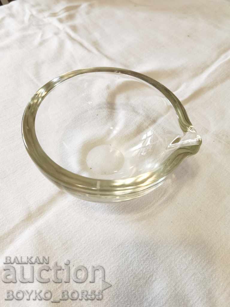 Mortar de cristal chimic medical antic cu preț 28.00 BGN | € 14.32