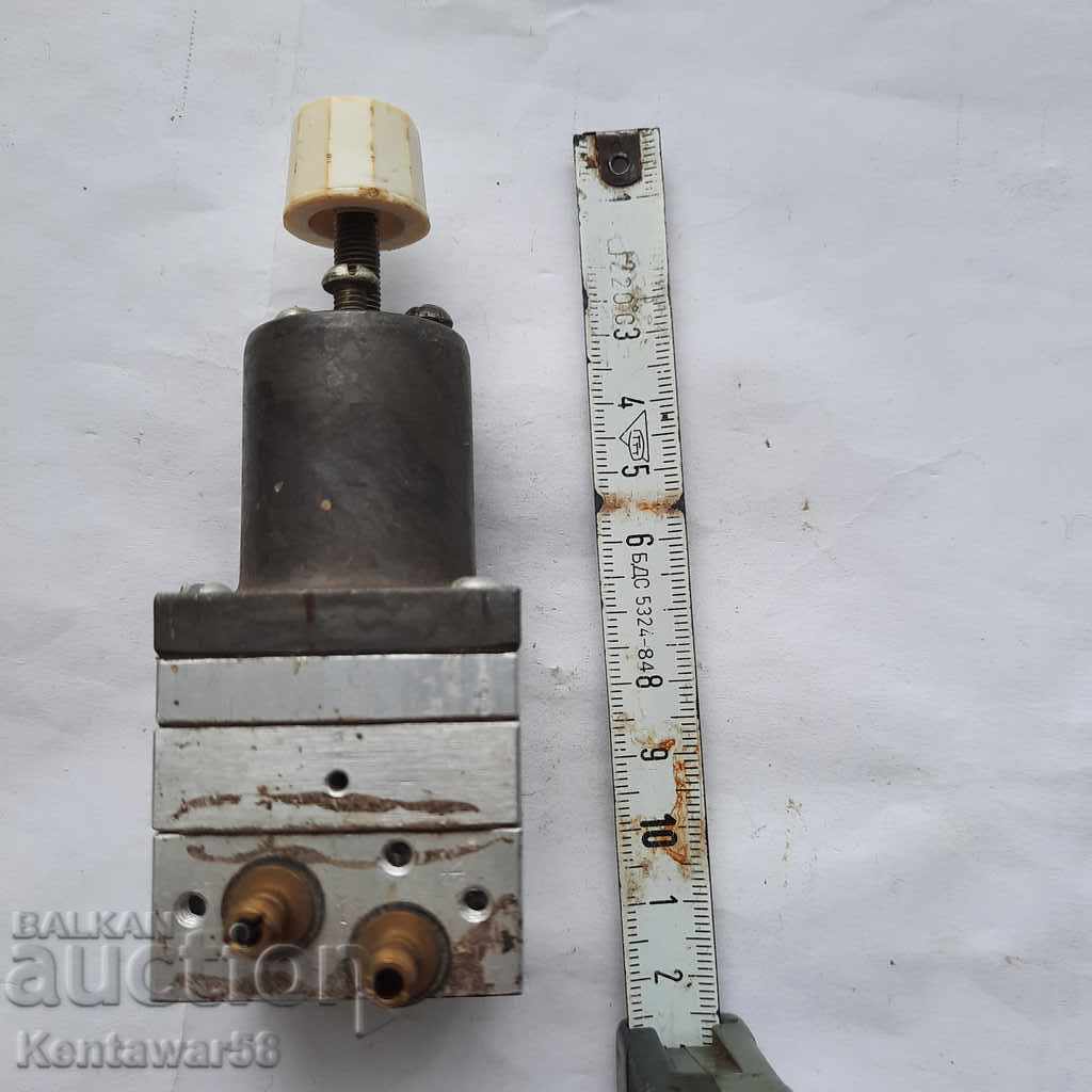 Pressure regulator P23D.4 with price 5.00 BGN | € 2.56 Pressure regulator P23D.4 with price 5.00 BGN | € 2.56