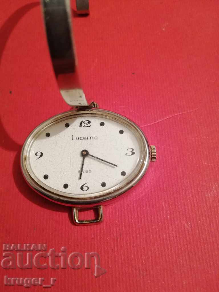 Ελβετικό ρολόι ΛΟΥΚΕΡΝΗ με τιμή € 10.23 | 20.01 BGN