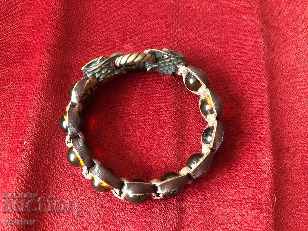 Bracelet amber leather bronze wolf wolves with price € 119.98 | 234.66 BGN