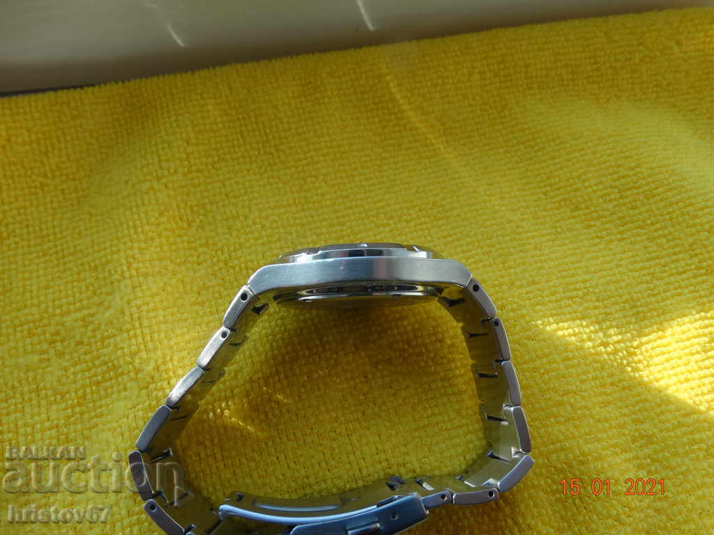 CASIO EDIFICE - 7 CASIO EDIFICE - 7