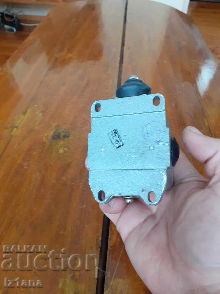 Delivery of Old Limit Switch KB-11-B