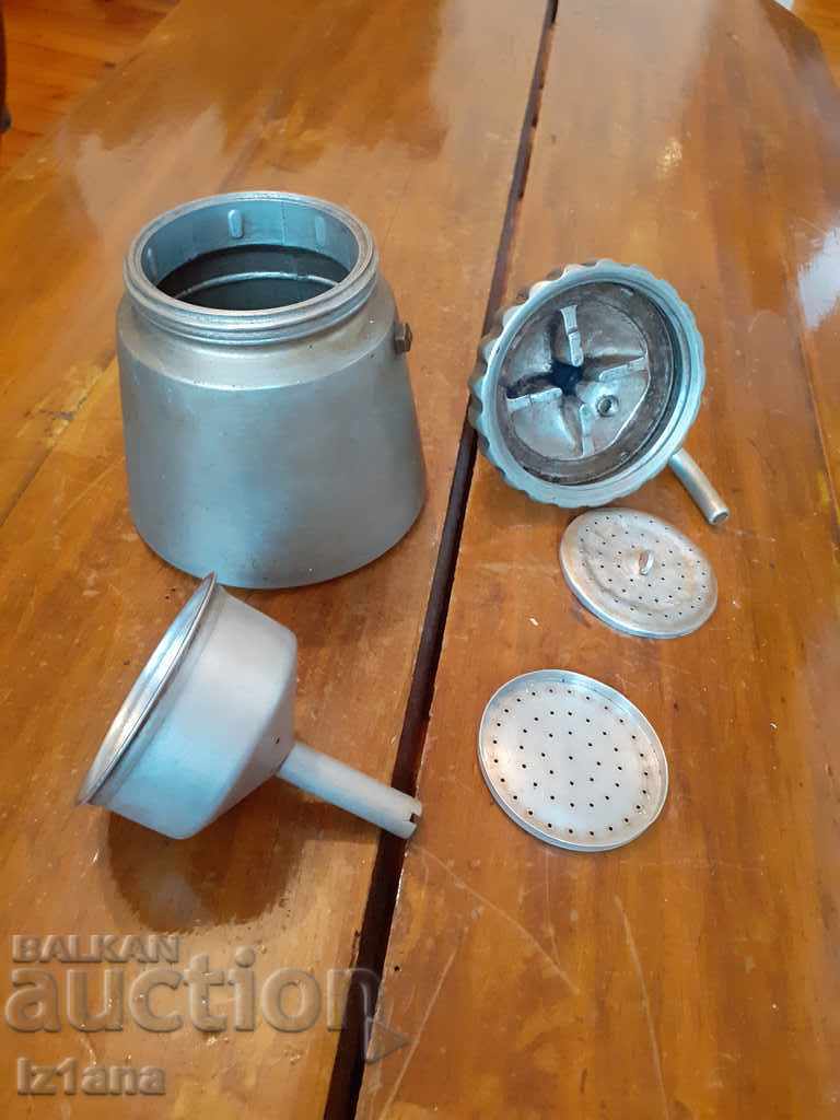 Delivery of An old coffee maker Delivery of An old coffee maker