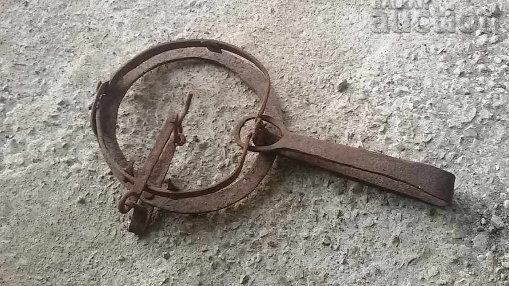 Auction old forged trap for beaded golden ferrets WORKING Auction old forged trap for beaded golden ferrets WORKING