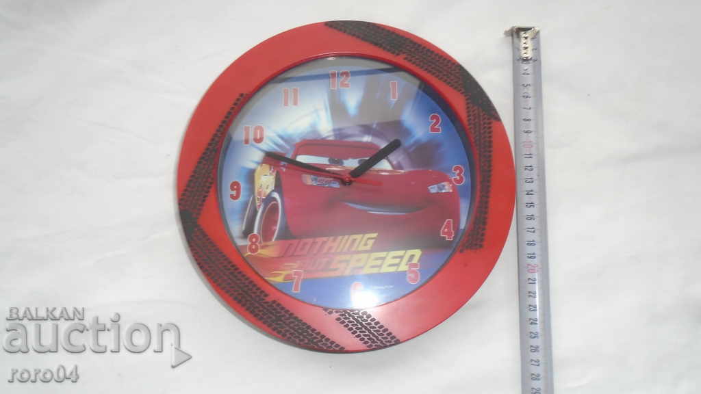 ΦΩΤΙΣΜΟΣ MCQUEEN με τιμή 8.99 BGN | € 4.60