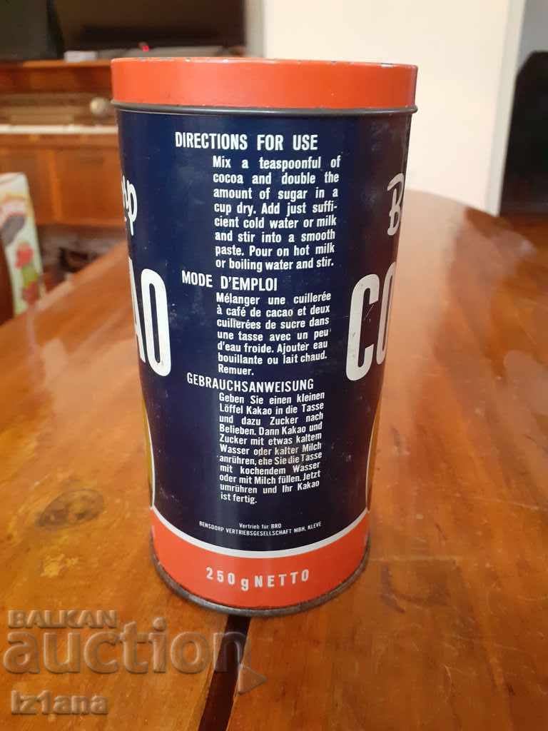 Delivery of An old box of cocoa Delivery of An old box of cocoa