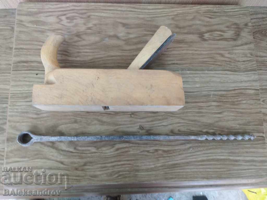 Auction  Lot of carpentry tools