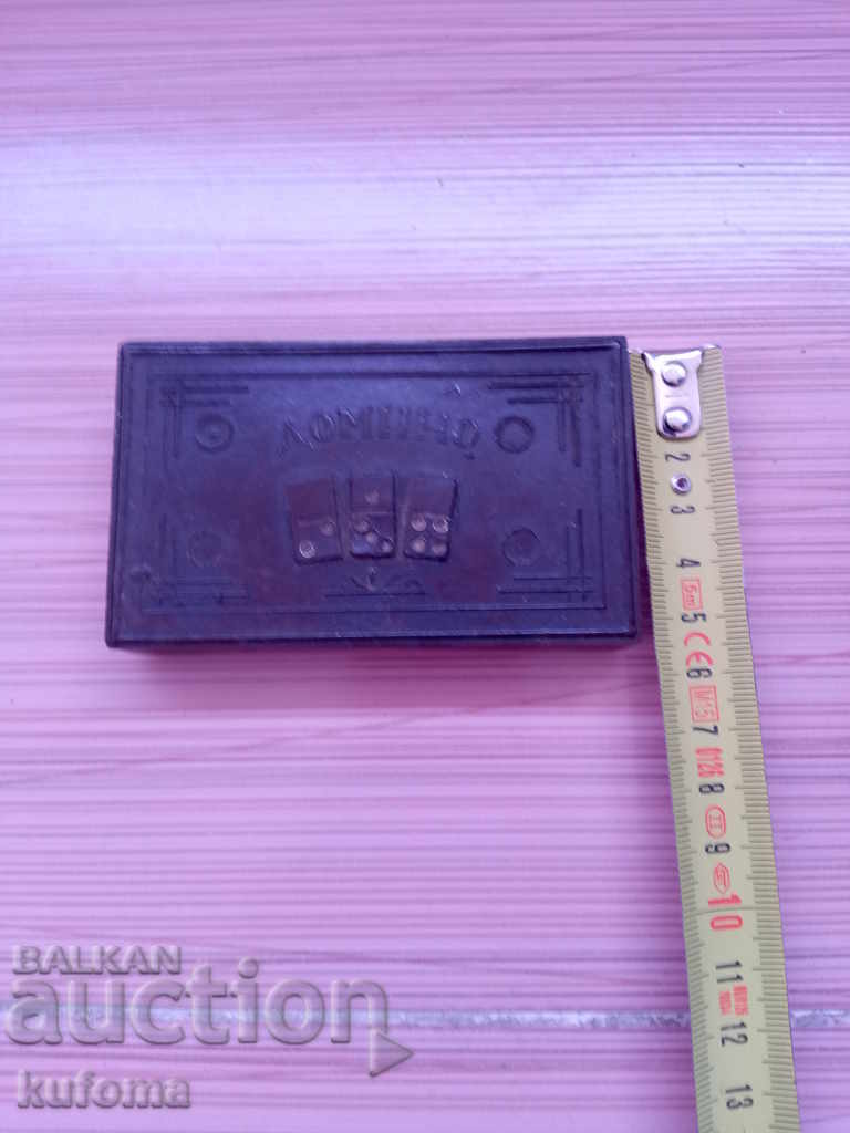 Παλιά ντόμινο βακελίτη με τιμή 9.99 BGN | € 5.11 Παλιά ντόμινο βακελίτη με τιμή 9.99 BGN | € 5.11