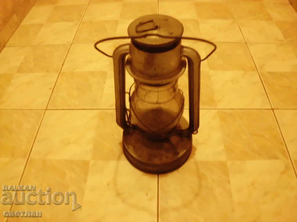 OLD GAS LANTERN OLD GAS LANTERN