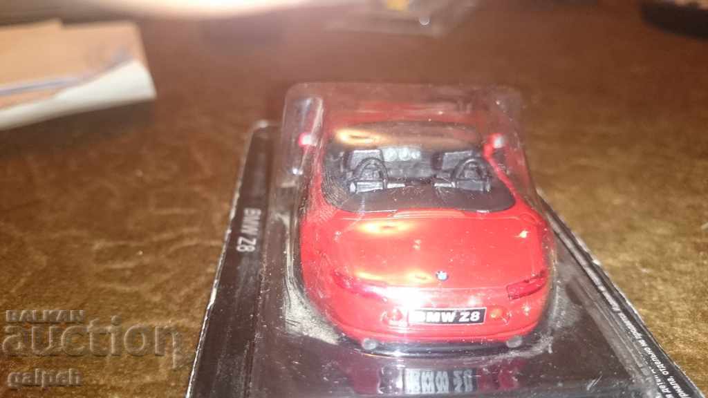 Auction LOT - TROLLEY - BMW Z8 - 1/43 Auction LOT - TROLLEY - BMW Z8 - 1/43