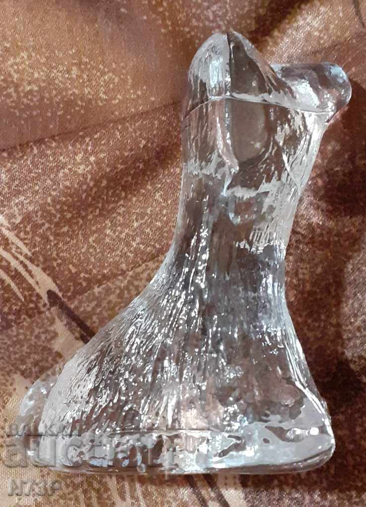 GLASS FIGURE. ПРЕСПАПИЕ. DOG. with price 5.00 BGN | € 2.56 GLASS FIGURE. ПРЕСПАПИЕ. DOG. with price 5.00 BGN | € 2.56
