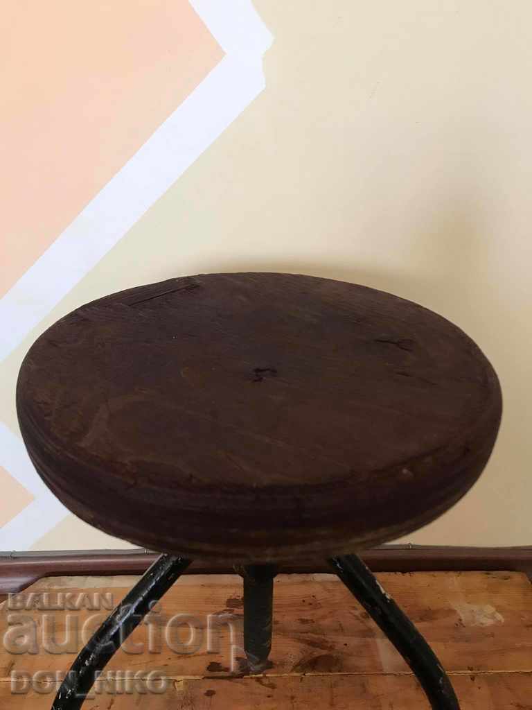 Delivery of Industrial Screw Chair Delivery of Industrial Screw Chair