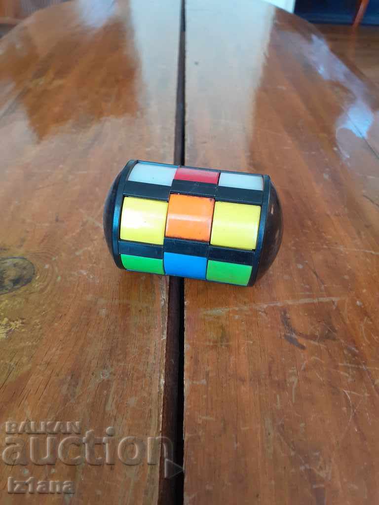 An old toy for tidying up with price 25.00 BGN | € 12.78