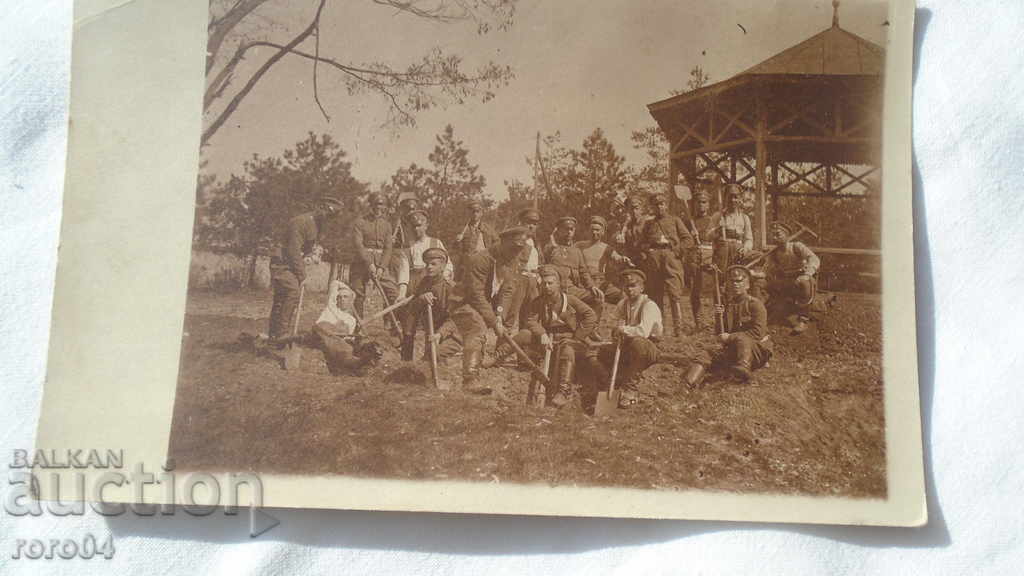 Auction THE WORK WEEK IN THE MILITARY SCHOOL Auction THE WORK WEEK IN THE MILITARY SCHOOL