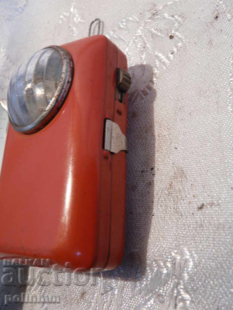 A small collector's flashlight with price 30.00 BGN | € 15.34 A small collector's flashlight with price 30.00 BGN | € 15.34