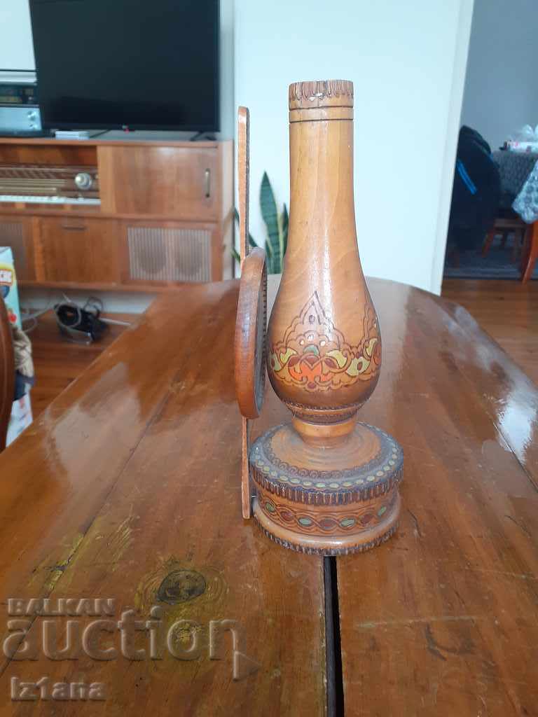 Old gas lamp souvenir with price 20.00 BGN | € 10.23 Old gas lamp souvenir with price 20.00 BGN | € 10.23