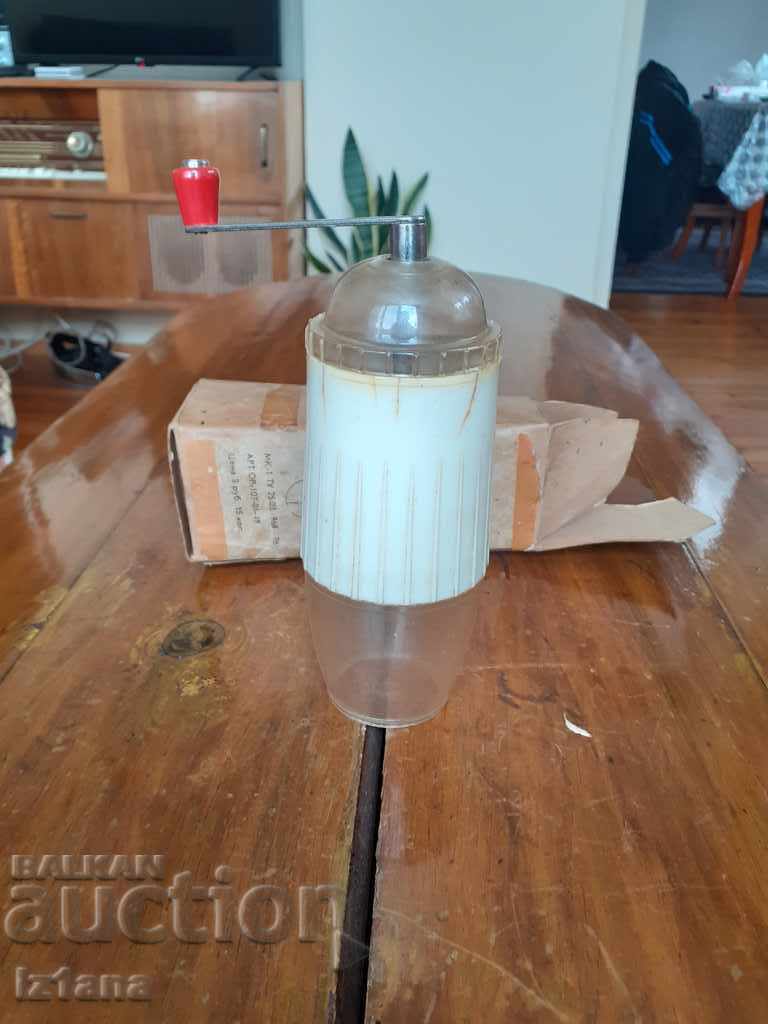 Auction Old coffee grinder, grinder, coffee grinder Auction Old coffee grinder, grinder, coffee grinder