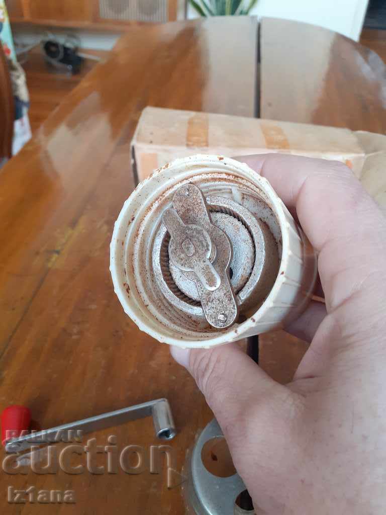 Old coffee grinder, grinder, coffee grinder - 5 Old coffee grinder, grinder, coffee grinder - 5