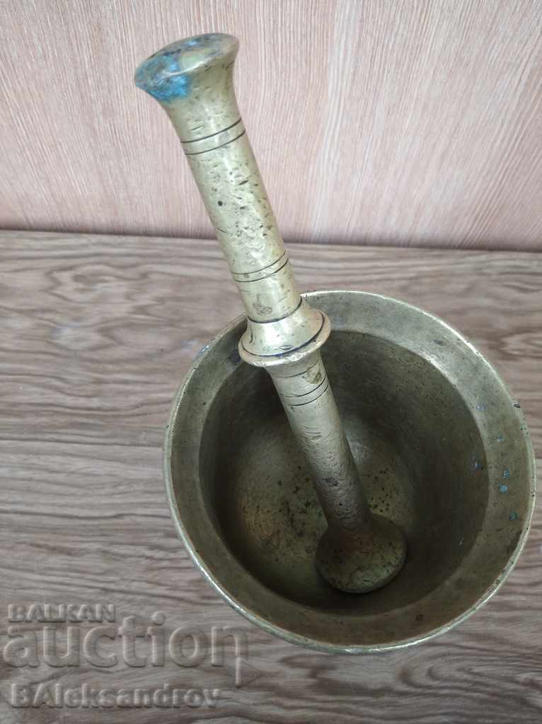 Large brass mortar with price 42.00 BGN | € 21.47 Large brass mortar with price 42.00 BGN | € 21.47