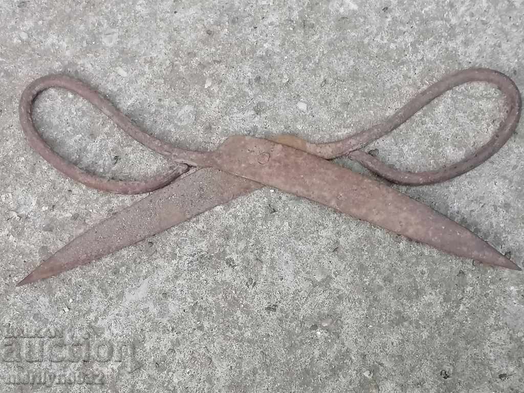 Wrought iron scissors old wrought iron scissors - 7 Wrought iron scissors old wrought iron scissors - 7