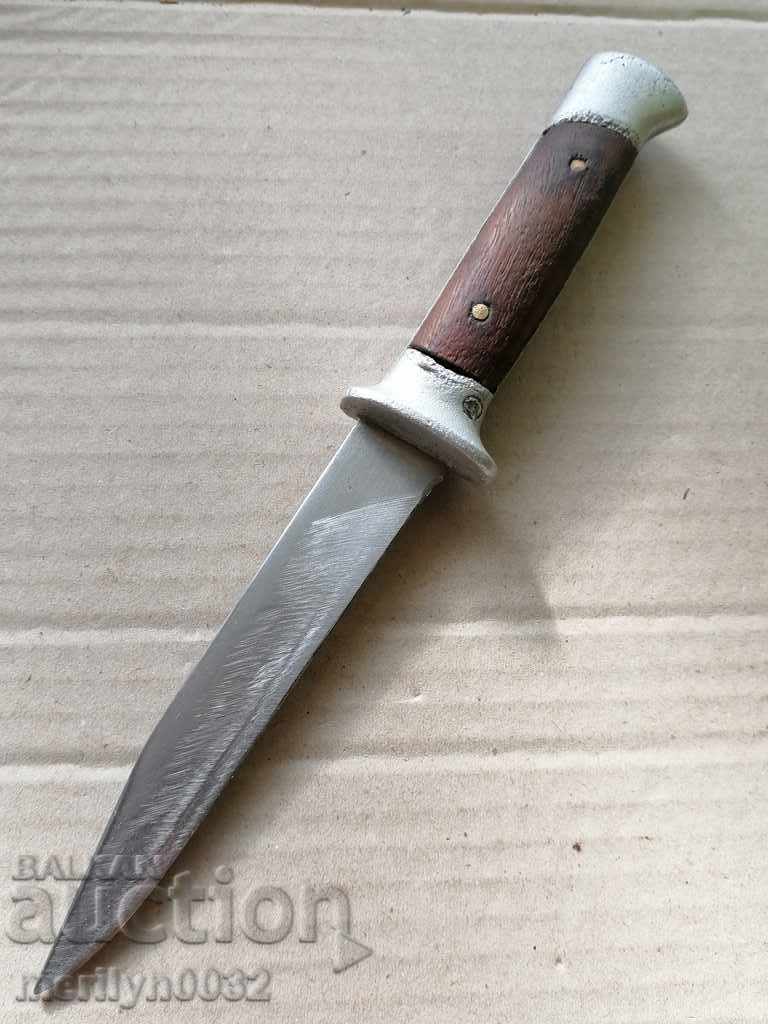Old knife blade knife with price 35.00 BGN | € 17.90 Old knife blade knife with price 35.00 BGN | € 17.90