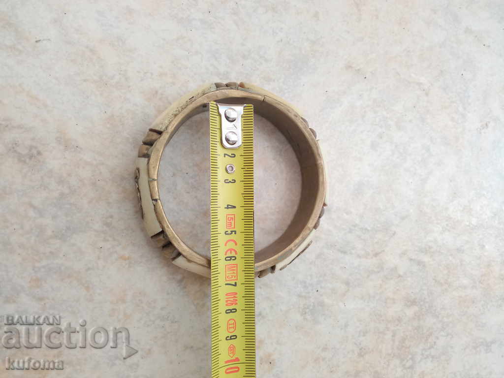 Old bracelet with price 9.99 BGN | € 5.11