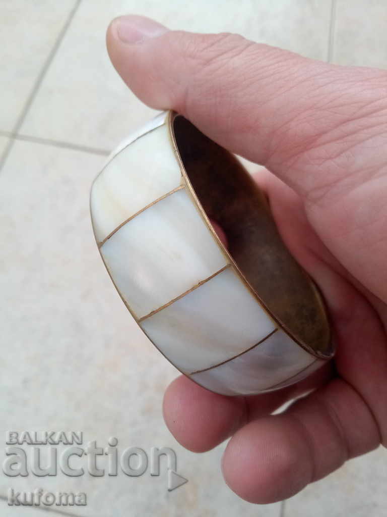 Auction Old bracelet Auction Old bracelet