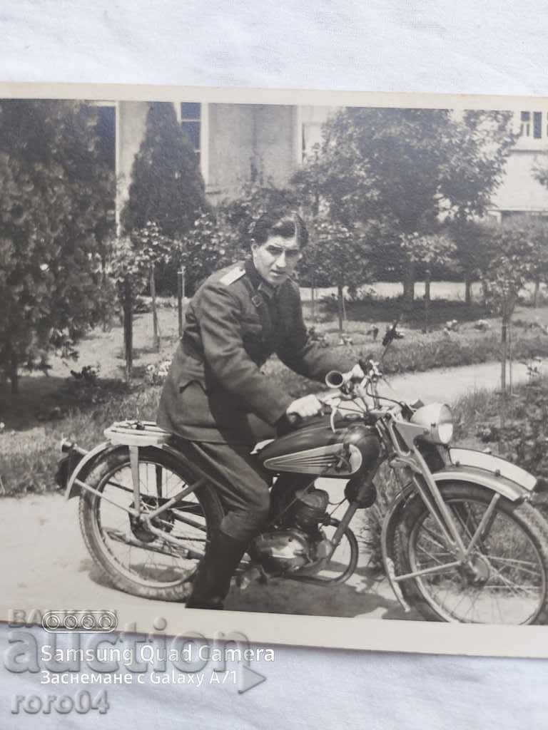 BULGARIAN OFFICER - MOTOR - WW II - 7 BULGARIAN OFFICER - MOTOR - WW II - 7