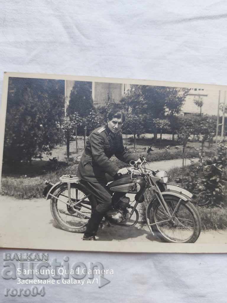 BULGARIAN OFFICER - MOTOR - WW II - 5
