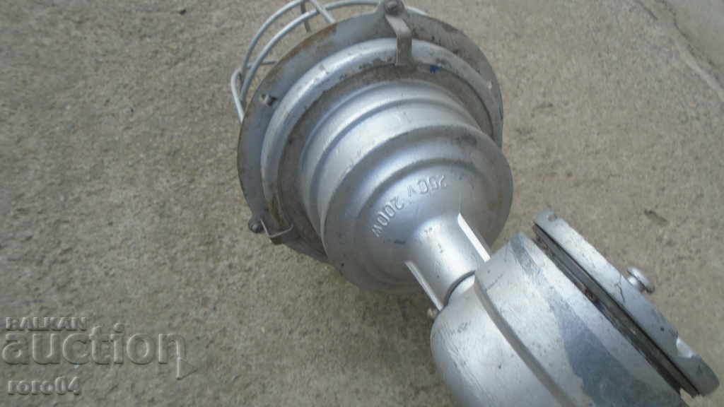 LAMPĂ DE PROTECȚIE A EXPLOZIEI - 7