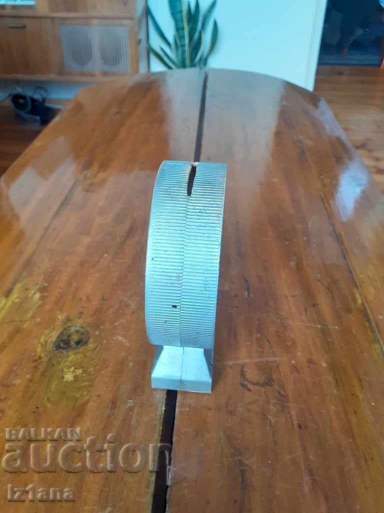 Delivery of Old children's box Delivery of Old children's box