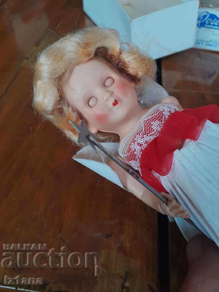 An old doll with price 25.00 BGN | € 12.78 An old doll with price 25.00 BGN | € 12.78