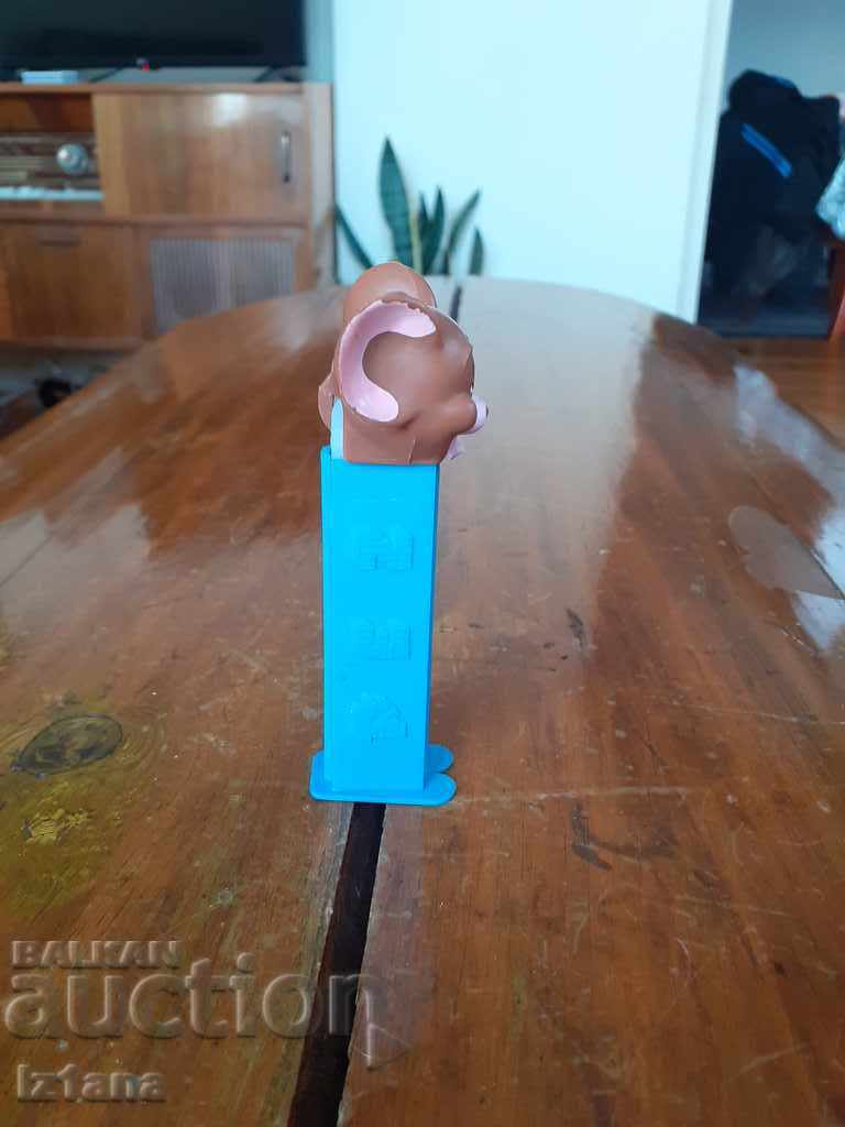 Piece of PEZ candy with price 5.00 BGN | € 2.56 Piece of PEZ candy with price 5.00 BGN | € 2.56