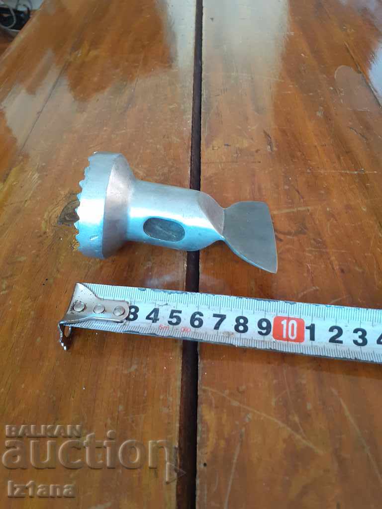 Delivery of Old hammer for meat, hammer, chopper Delivery of Old hammer for meat, hammer, chopper