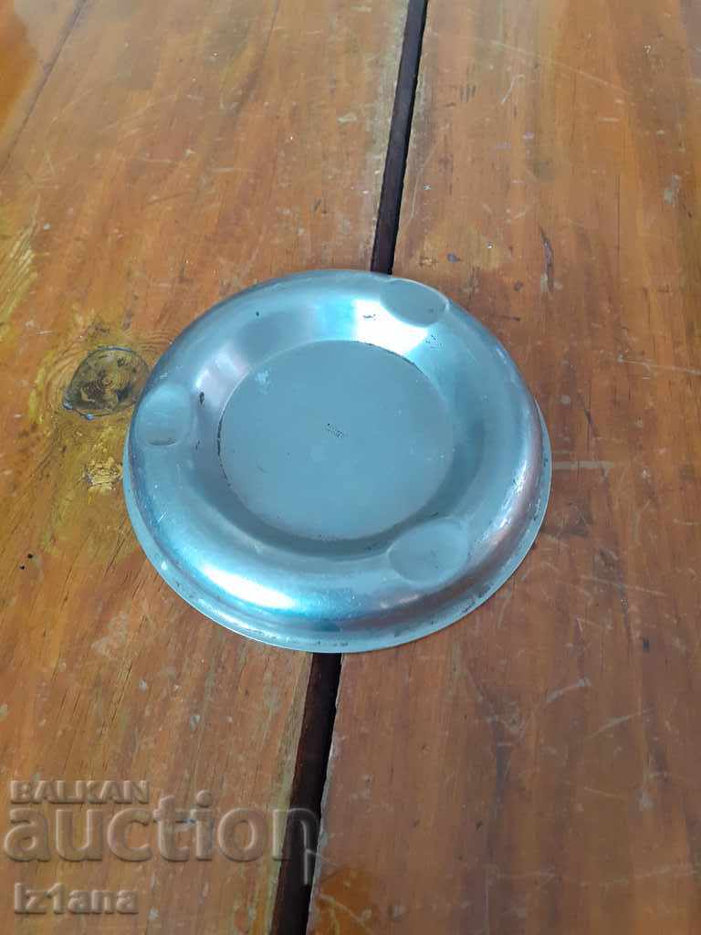 Auction Old ashtray Auction Old ashtray