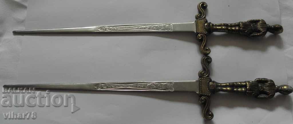 LOT OF TWO LETTER KNIFE - 5 LOT OF TWO LETTER KNIFE - 5