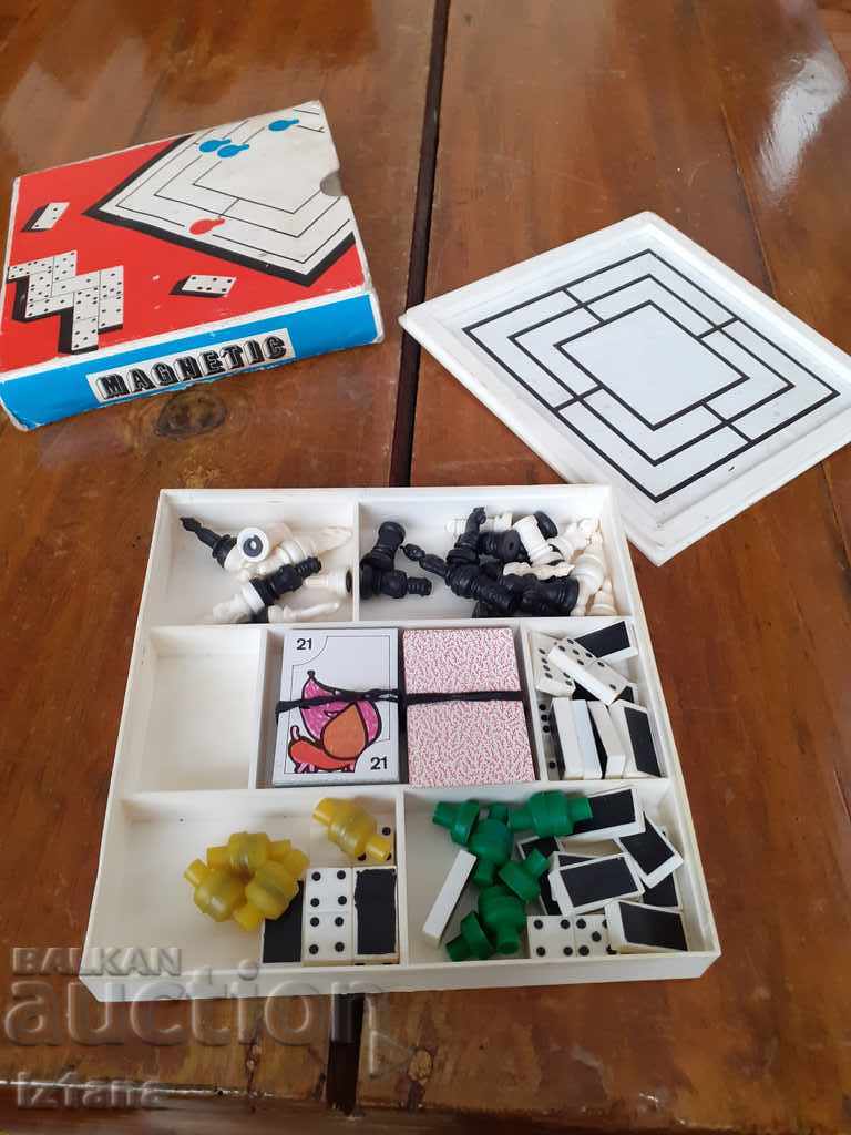 Auction Old magnetic game Auction Old magnetic game