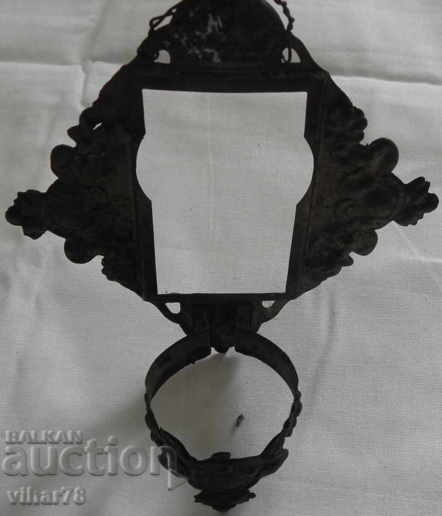 Old Cando with price 34.99 BGN | € 17.89 Old Cando with price 34.99 BGN | € 17.89