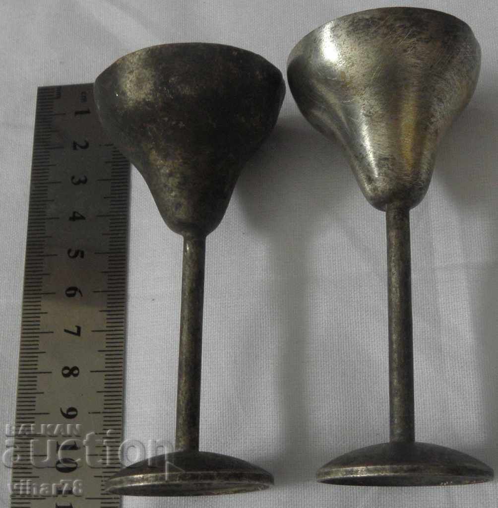 Auction a lot of two old silver-plated cups Auction a lot of two old silver-plated cups