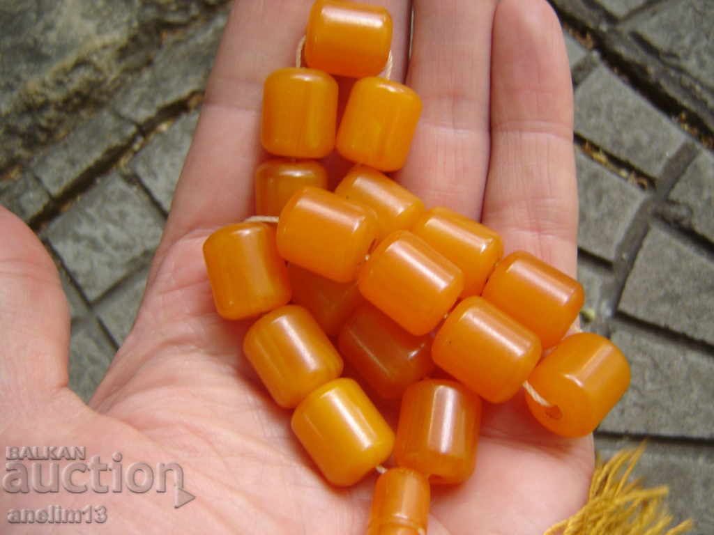 Delivery of OLD BROENITSA BAKELIT AMBER Delivery of OLD BROENITSA BAKELIT AMBER