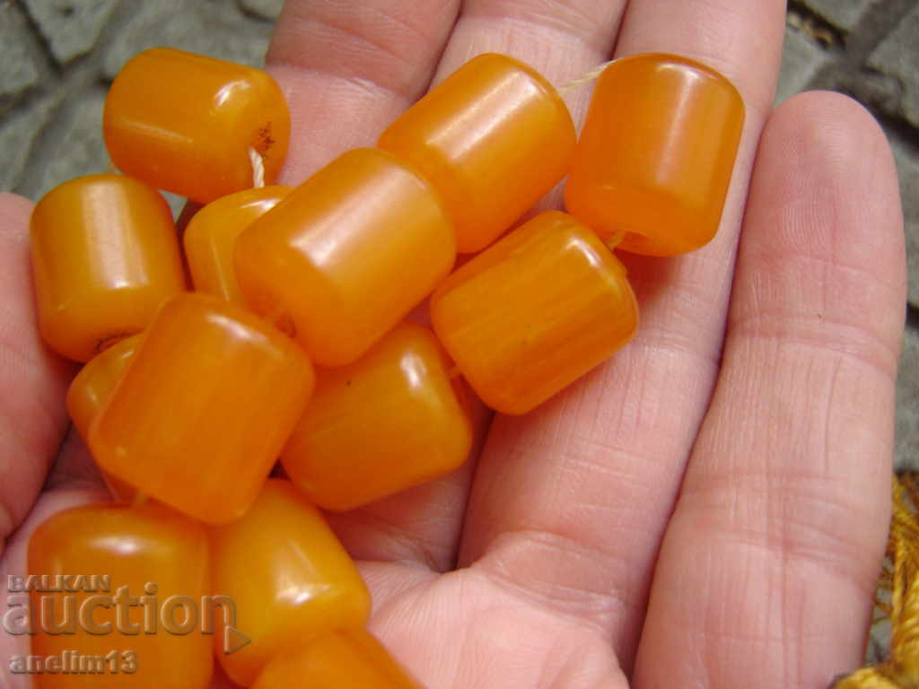 OLD BROENITSA BAKELIT AMBER - 5 OLD BROENITSA BAKELIT AMBER - 5