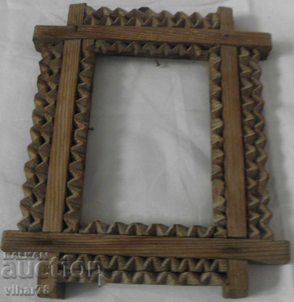 СТАРА ДЪРВЕНА РЕЗБОВАНА ОВЧАРСКА ДЪРВОРЕЗБА РАМКА - 6 СТАРА ДЪРВЕНА РЕЗБОВАНА ОВЧАРСКА ДЪРВОРЕЗБА РАМКА - 6