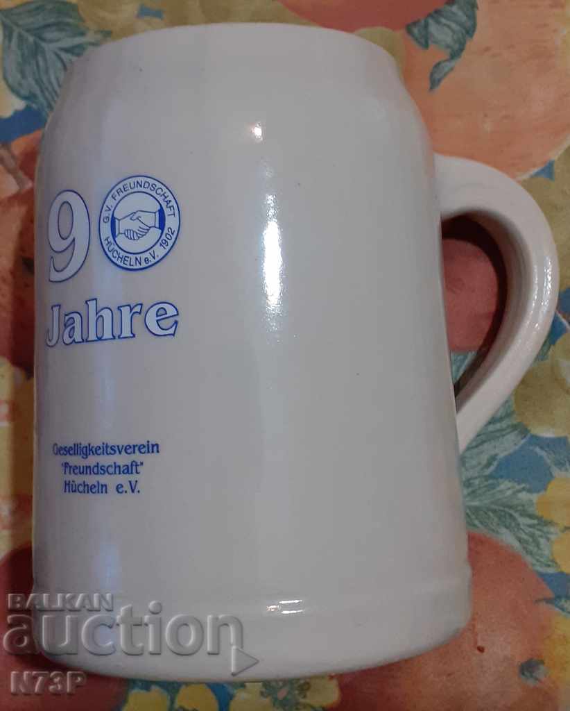 Licitație HALBĂ DE BERE. COLECTIE. 0,5L.YUBILEY. Licitație HALBĂ DE BERE. COLECTIE. 0,5L.YUBILEY.