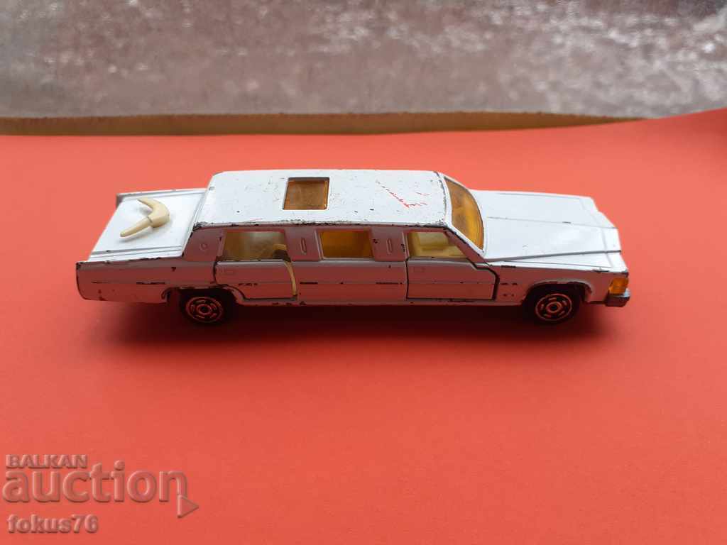 Auction Stroller Majorette Limousine N 339 ECH.1 / 58 - Collectible Auction Stroller Majorette Limousine N 339 ECH.1 / 58 - Collectible