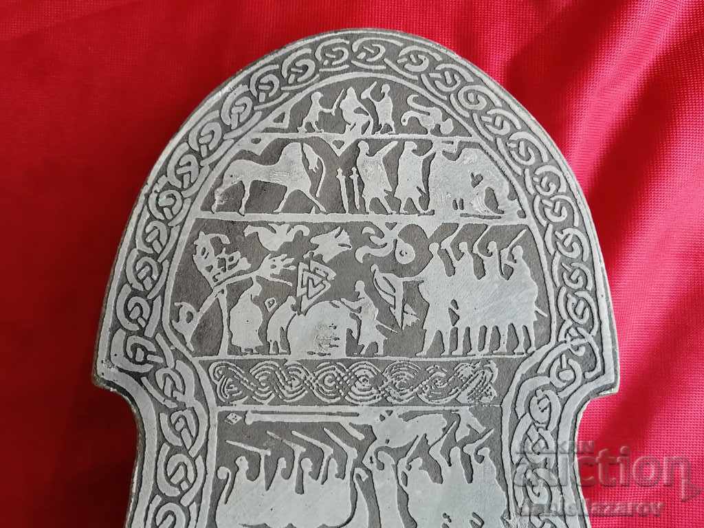 Viking Stone Picture 8th Century Copy cu preț 45.00 BGN | € 23.01 Viking Stone Picture 8th Century Copy cu preț 45.00 BGN | € 23.01