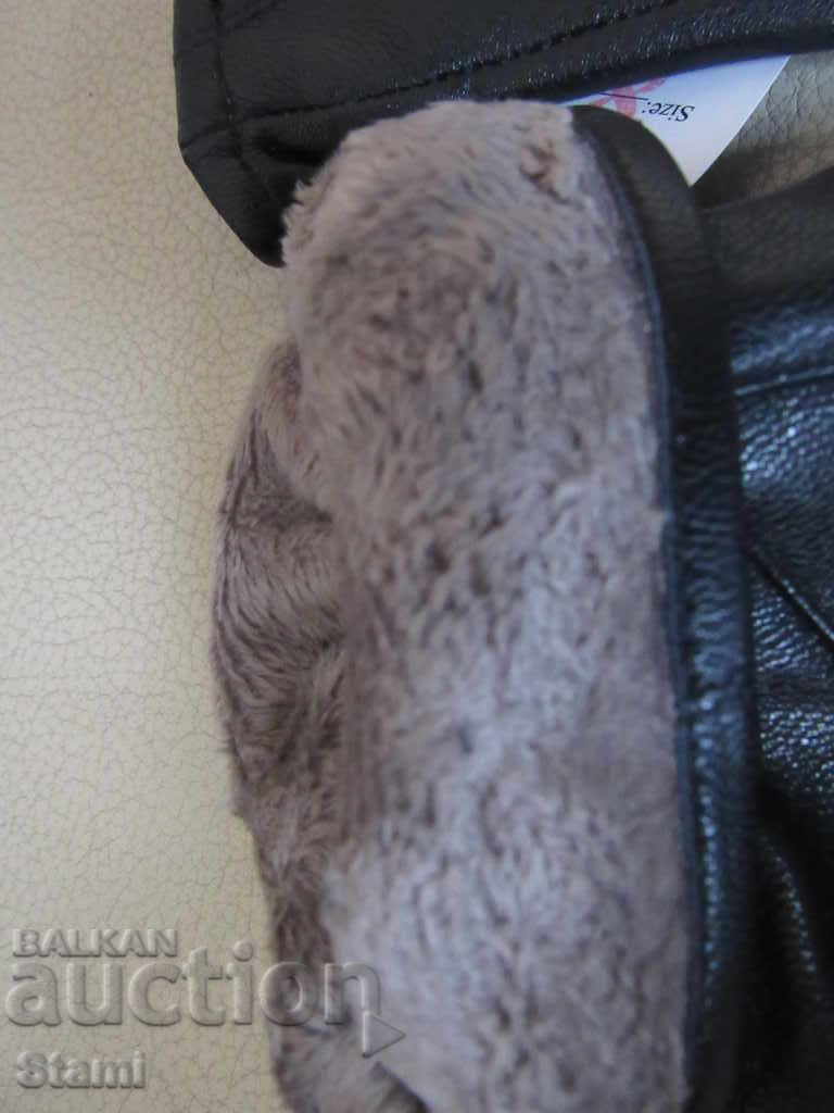 Delivery of Black women's leather gloves with genuine leather lining, Delivery of Black women's leather gloves with genuine leather lining,