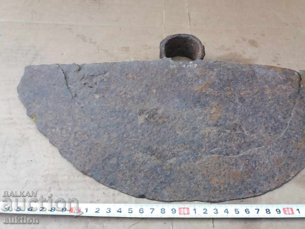 Livrarea Cârlig vechi forjat masiv - YAMBOL, KOPACHKA Livrarea Cârlig vechi forjat masiv - YAMBOL, KOPACHKA