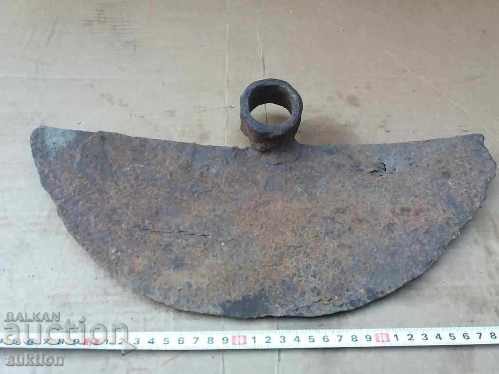 Cârlig vechi forjat masiv - YAMBOL, KOPACHKA - 7 Cârlig vechi forjat masiv - YAMBOL, KOPACHKA - 7